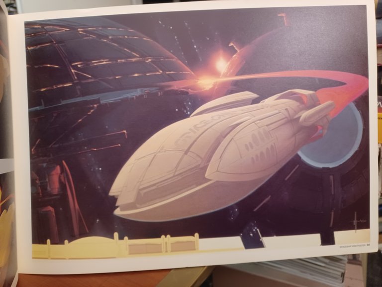 Studio Image Three: (Green) | Immagine Gallery 3