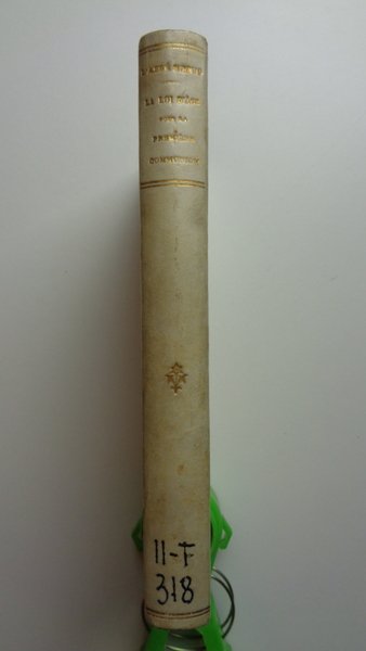 LA LOI D'AGE POUR LA PREMIÈRE COMMUNION.