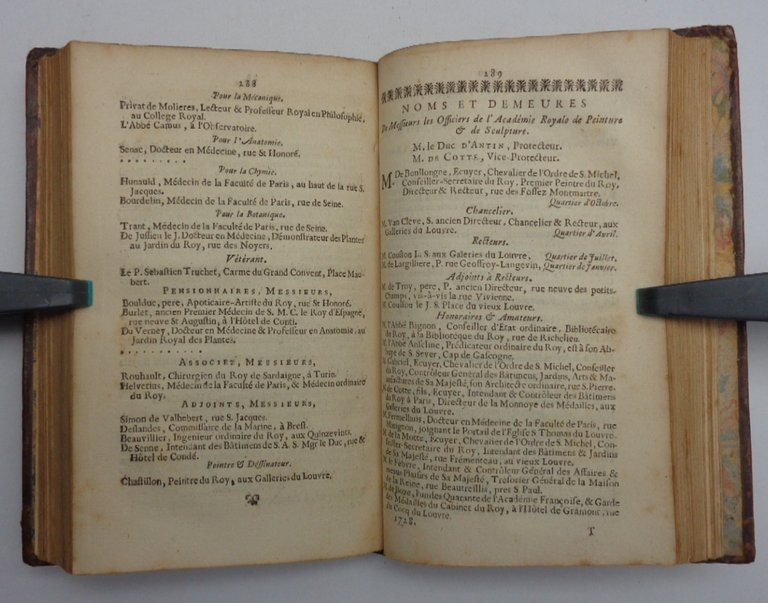 ALMANACH ROYAL pour l'an bissextil MDCCXXVIII. | Immagine Gallery 3