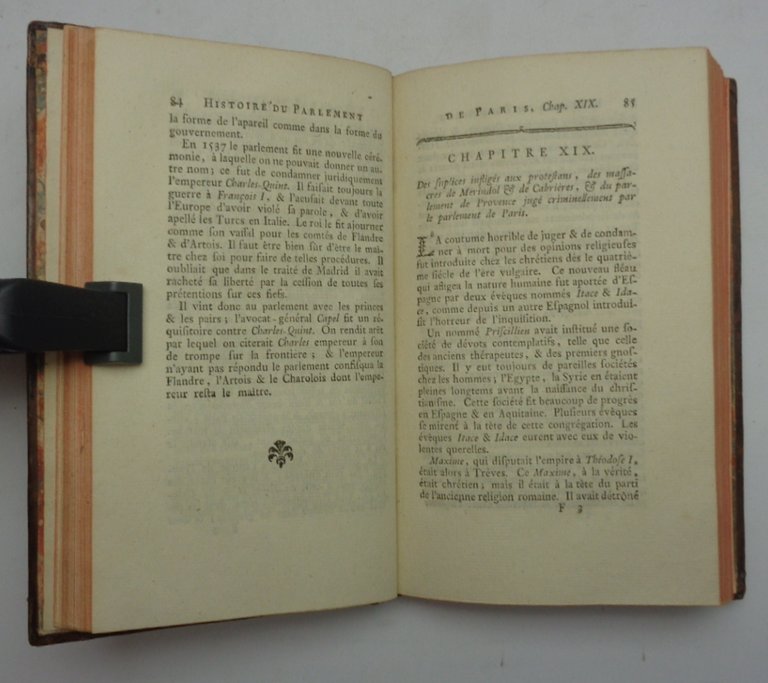 HISTOIRE DU PARLEMENT DE PARIS par Mr de Voltaire. | Immagine Gallery 2