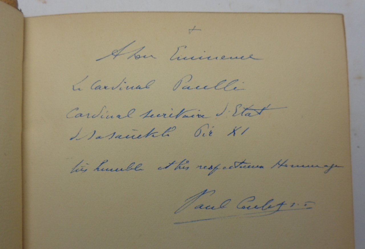 L'ÈGLISE ET LE PROBLÈME DE L'AUTORITÉ