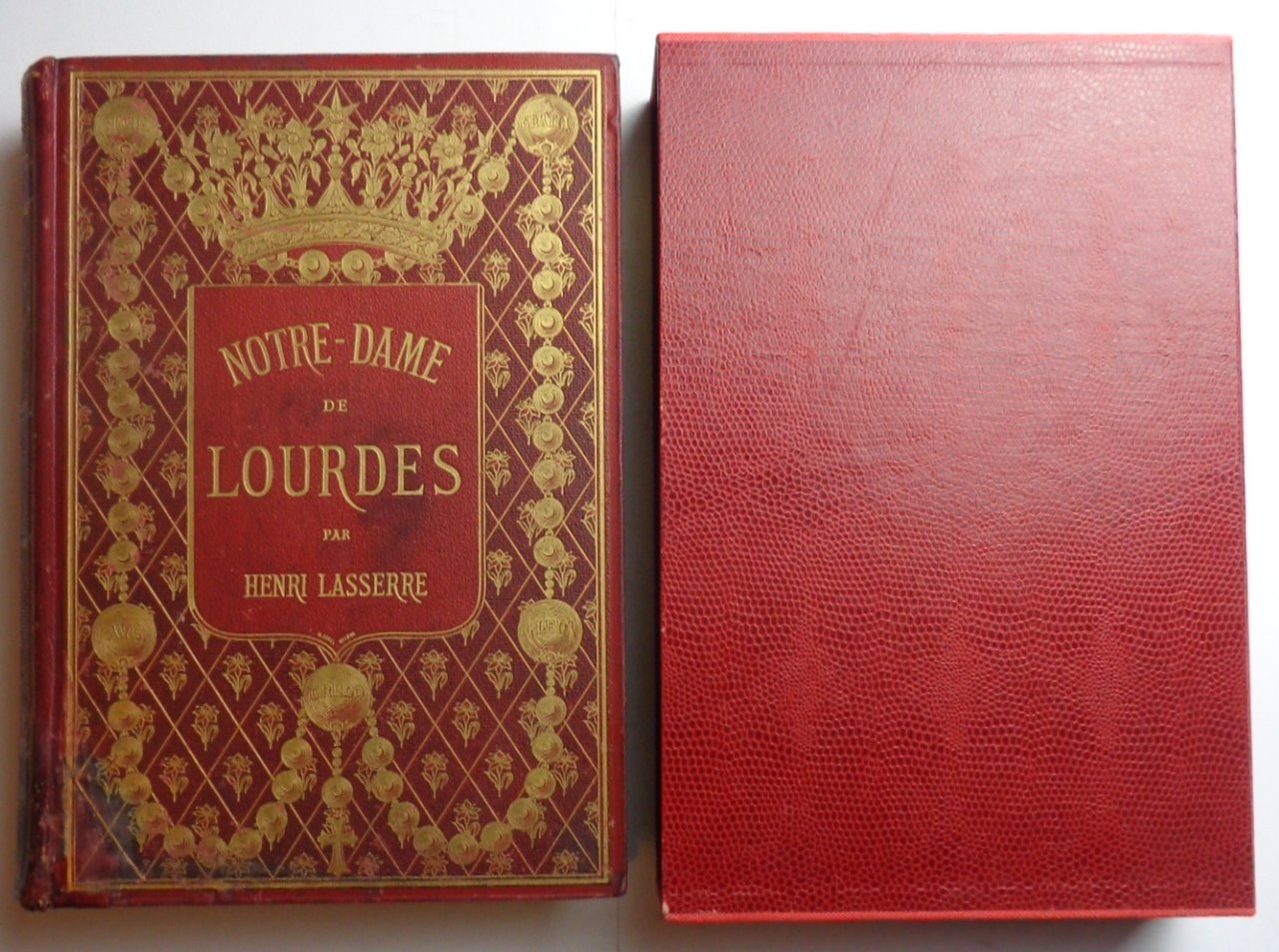 NOTRE-DAME DE LOURDES.