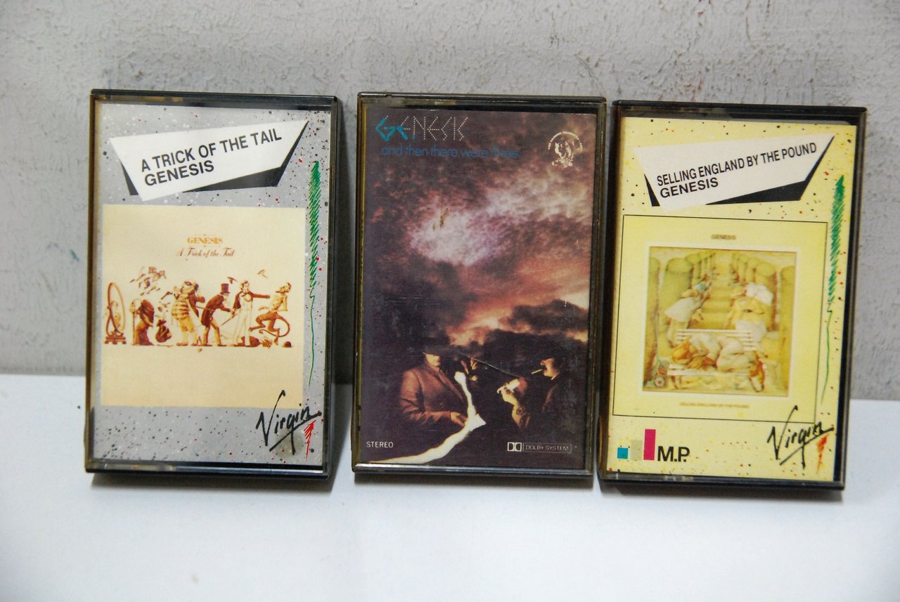 and then there were three a trick of the tail …