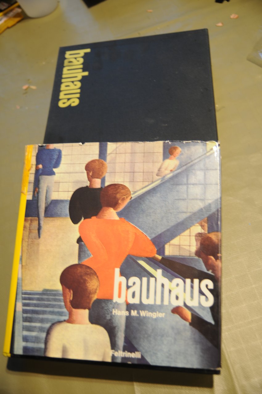 bauhaus con cofanetto