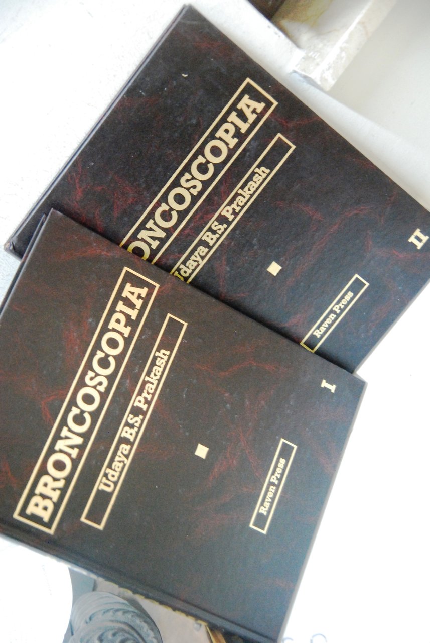 broncoscopia hardcover 2 voll. cpl. NUOVI | Immagine principale