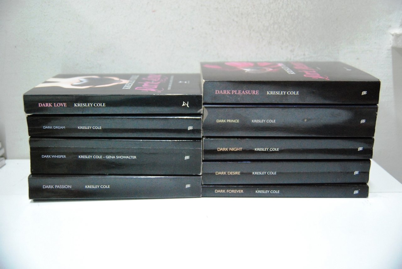 Dark 9 vol. | Immagine principale