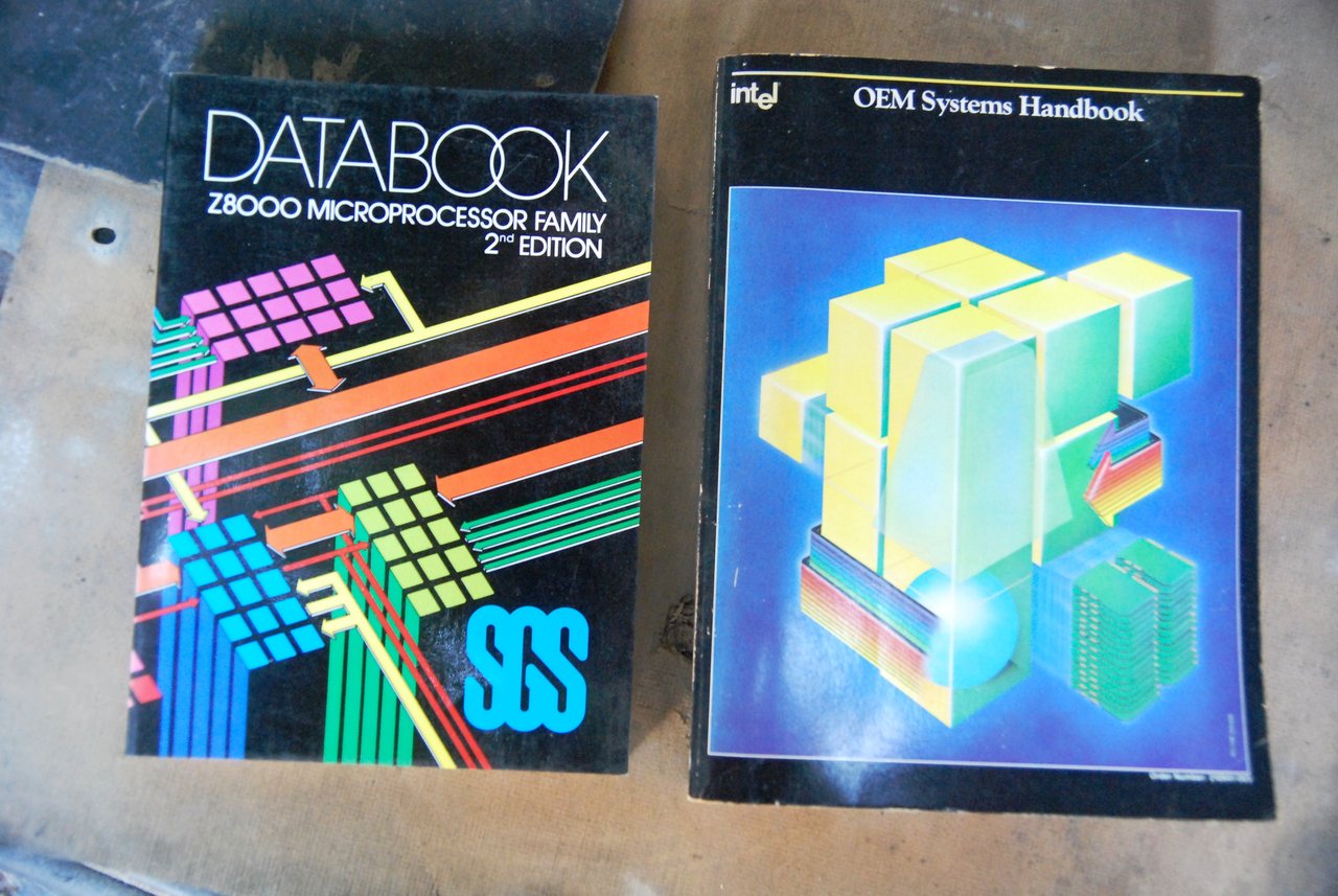 databook z8000 microprocessor family e oem system handbook intel