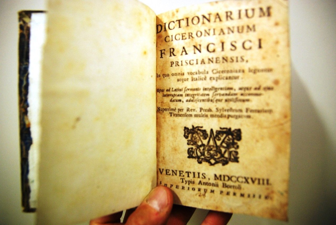 dictionarium ciceronianum francisci priscianensis venetiis | Immagine principale