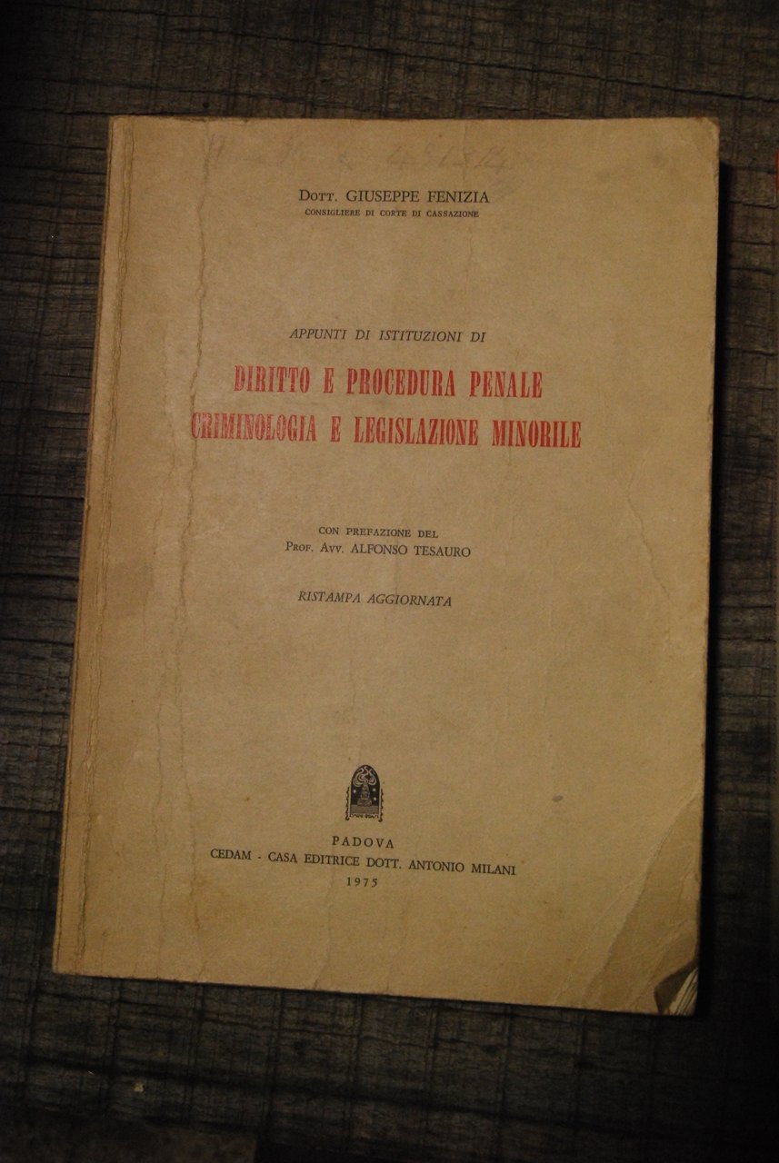 diritto e procedura penale criminologia elegislazione minorile (sottolineature a matita) …