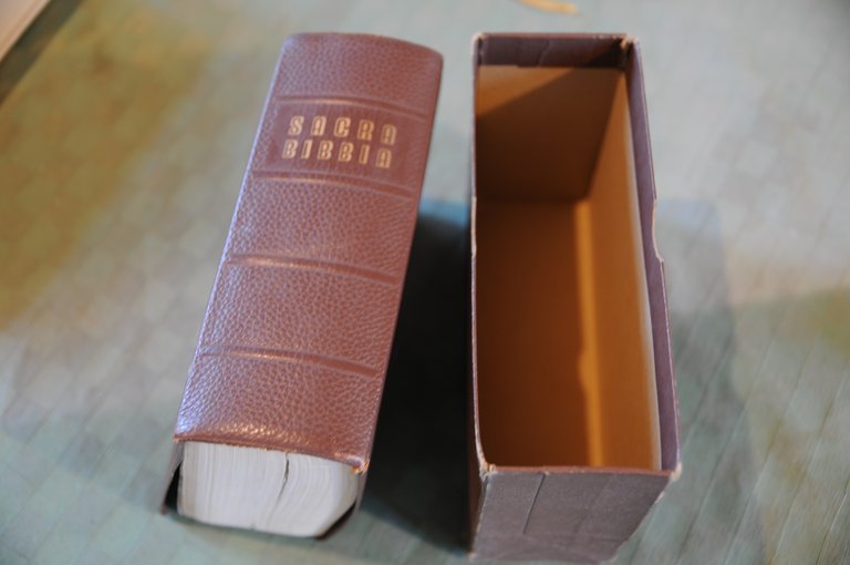 la sacra bibbia NUOVISSIMO 