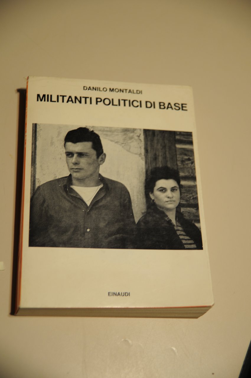 militanti politici di base 1 ed. NUOVISSIMO | Immagine principale