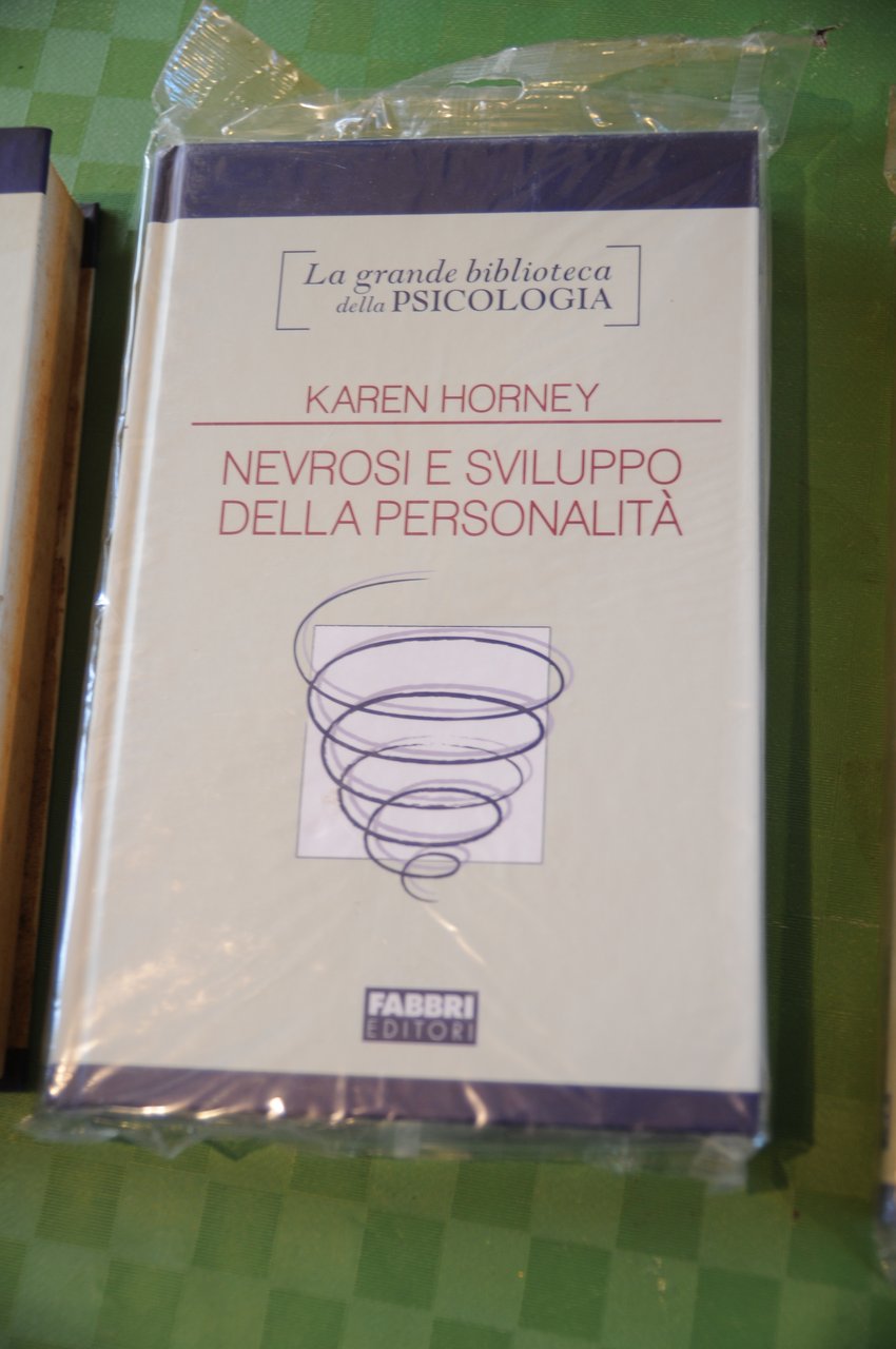 nevrosi e sviluppo della personalità NUOVISSIMO