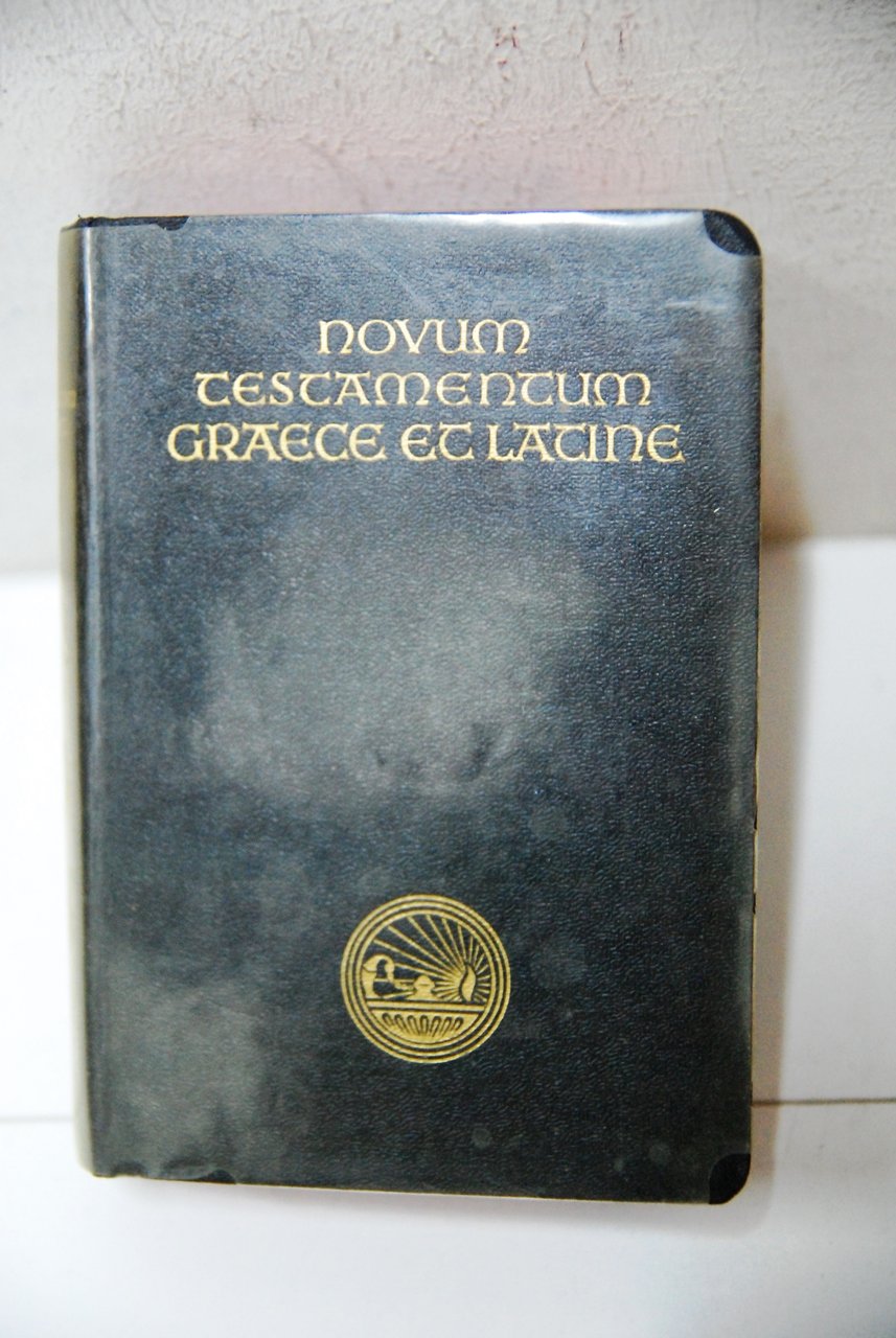 Novum testamentum graece et latine