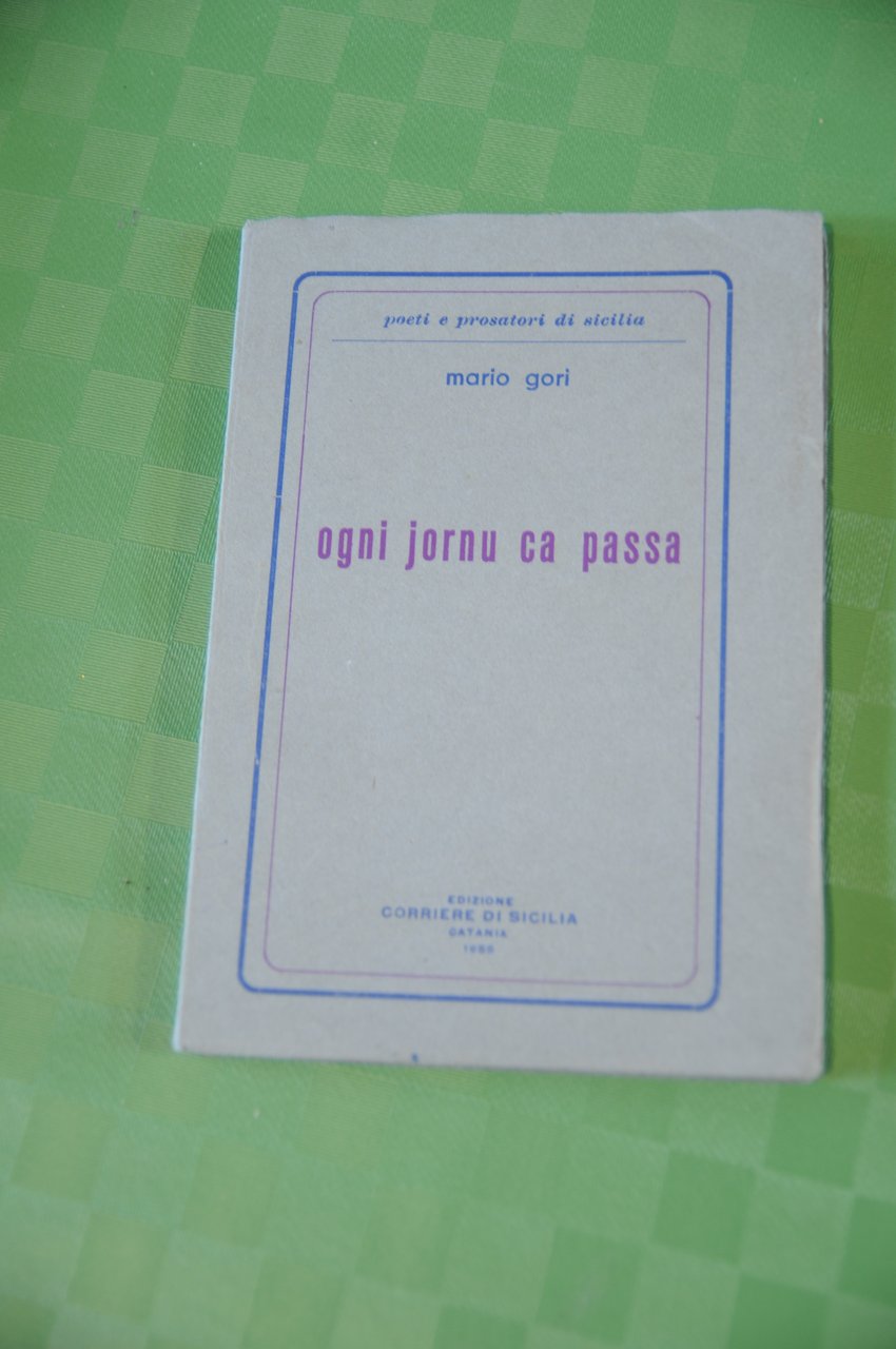 ogni jornu ca passa autografato dall'autore