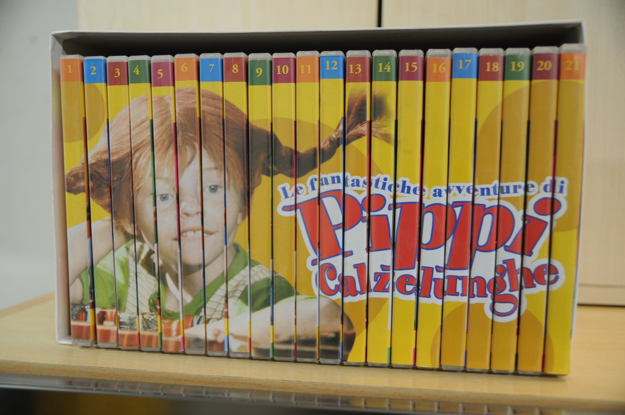 opera cpl. di 21 dvd NUOVISSIMI in cofanetto