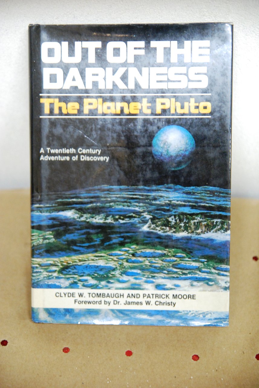 out of the darkness the planet pluto NUOVISSIMO | Immagine principale