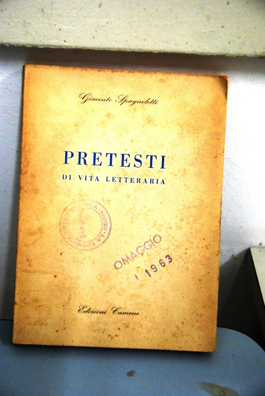 PRETESTI DI VITA LETTERARIA