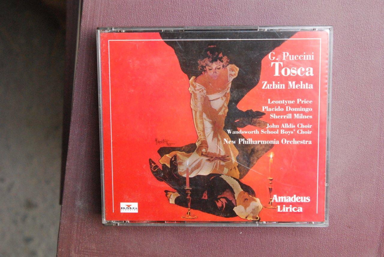 puccini tosca amadeus lirica NUOVO