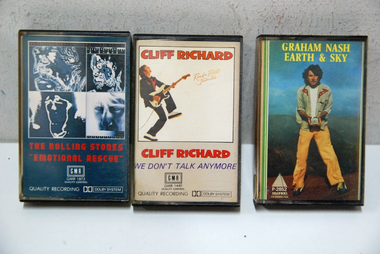 rolling stones emotional rescue cliff richard we don't talk anymore … | Immagine principale