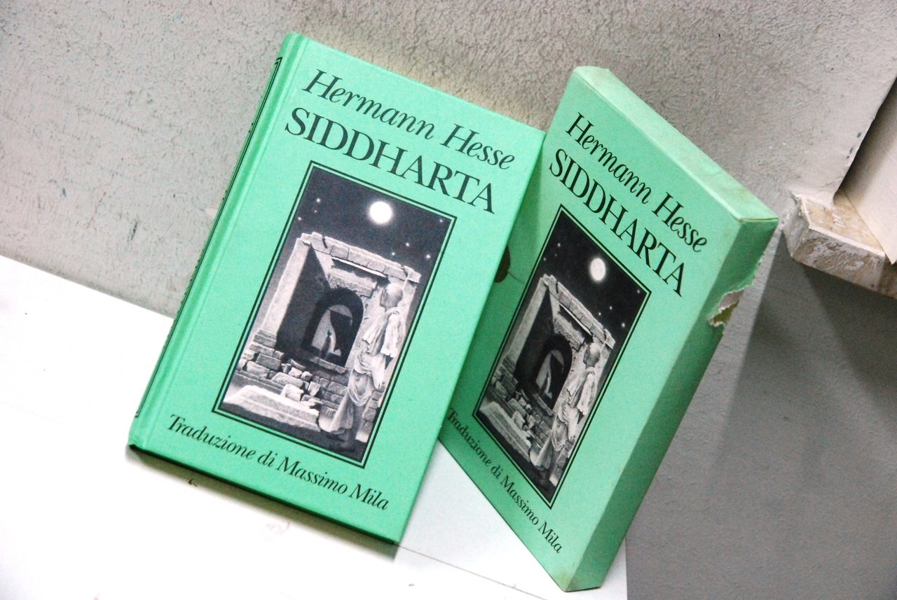siddharta traduzione massimo mila con cofanetto COME NUOVO