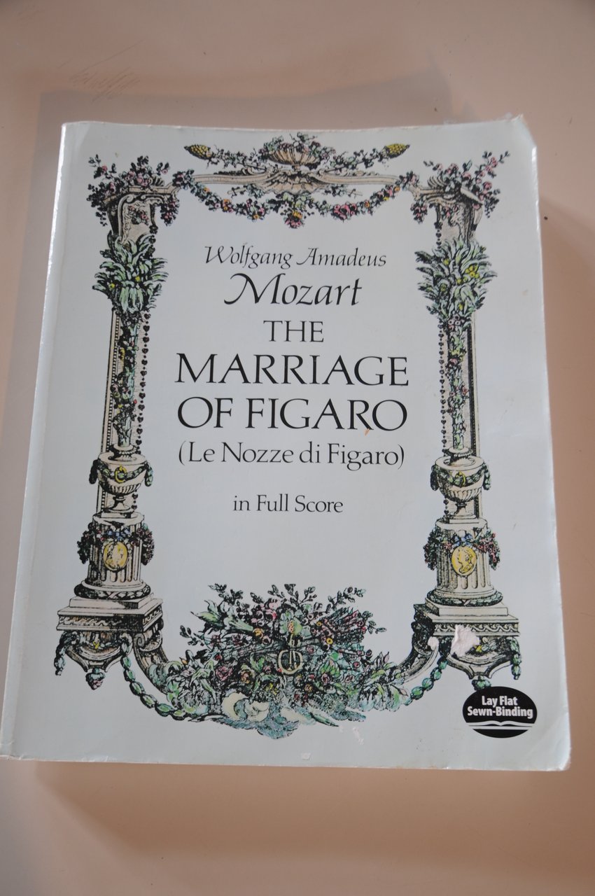 the marriage of figaro full score (tracce di pregressa umidità)
