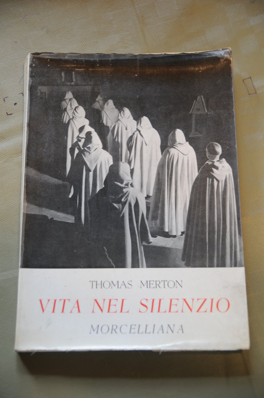 vita nel silenzio