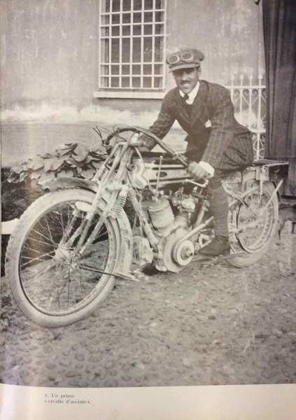 NUVOLARI. - Prefazione di Enzo Ferrari. Fotodocumentario di R. Renzi. …