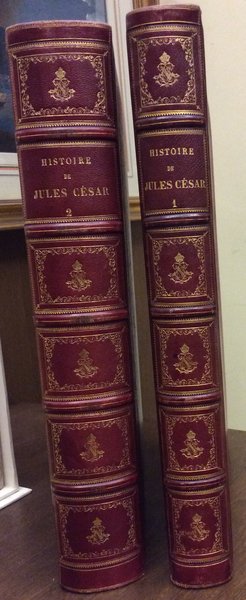 HISTOIRE DE JULES CESAR.