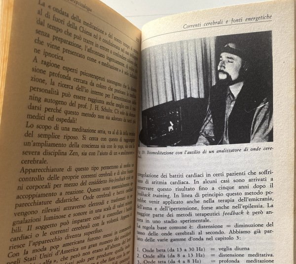 CHE COS'È LA PARAPSICOLOGIA