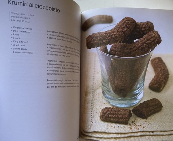 CIOCCOLATO PER TUTTI I GUSTI. TORTE, DOLCI, BISCOTTI, GELATI, CREME …