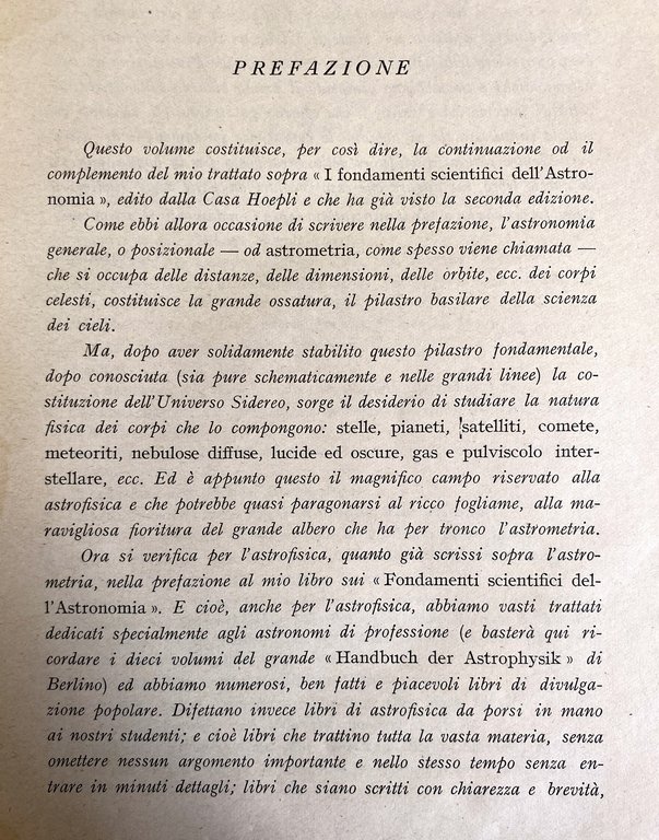 I FONDAMENTI SCIENTIFICI DELL'ASTROFISICA (CON CENTODUE 102 FIGURE)