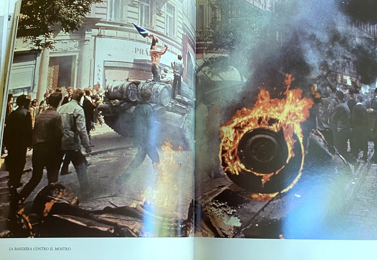 I GIORNI DI PRAGA. DRAMMA ED EROISMO DI UN POPOLO …