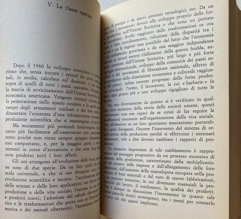 I SOVIETICI: CLASSI E SOCIETÀ NELL'URSS