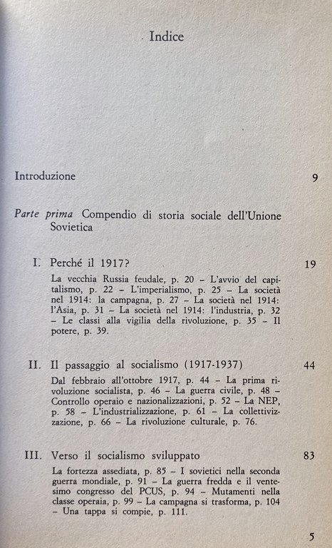 I SOVIETICI: CLASSI E SOCIETÀ NELL'URSS
