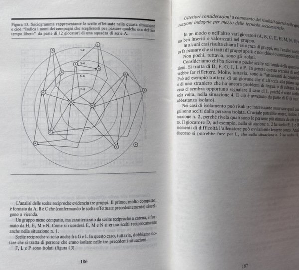 IL CALCIO COME GIOCO E COME SPETTACOLO. ASPETTI PSICOLOGICI