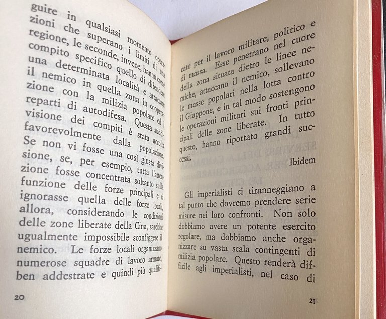 IL PRESIDENTE MAO TSE-TUNG SULLA GUERRA POPOLARE. Con fac-simile calligrafico … | Immagine Gallery 16