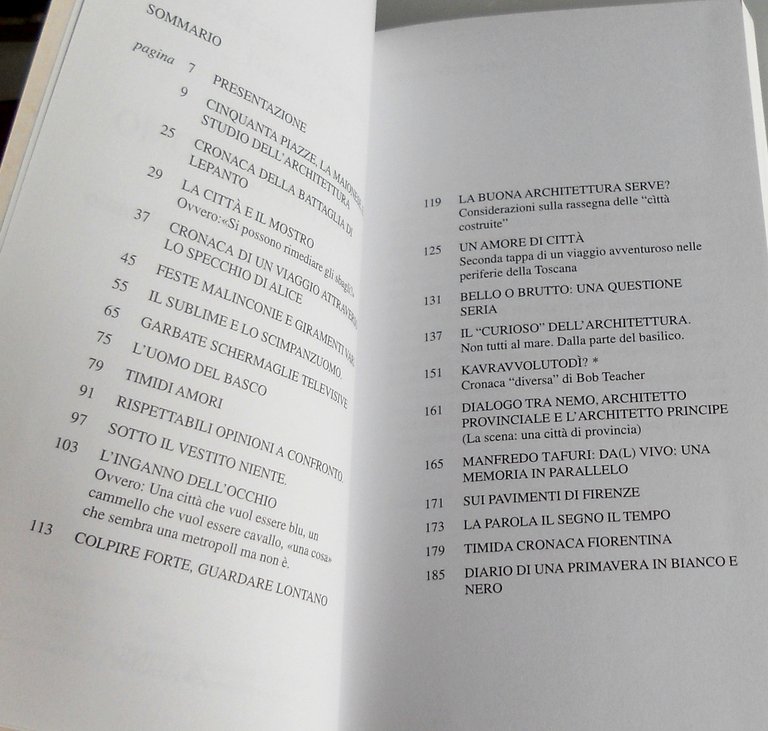 IL SUBLIME E LO SCIMPANZUOMO. CRONACHE FIORENTINE DI FINE MILLENNIO