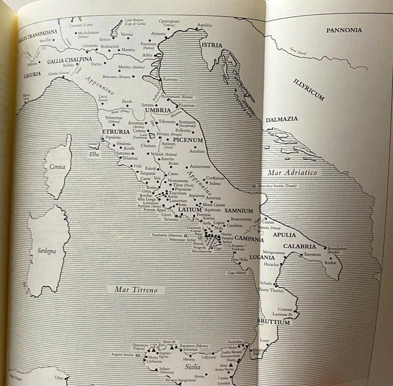 INTRODUZIONE ALLA FILOLOGIA LATINA.