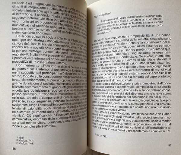 L'ECLISSI DEL CITTADINO. ATTORE E SISTEMA SOCIALE NELLA MODERNITÀ