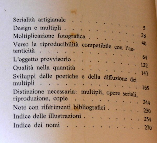 LA MANO E LA MACCHINA: DALLA SERIALITÀ ARTIGIANALE AI MULTIPLI