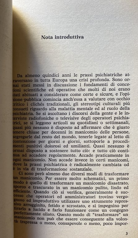 LA NUOVA PSICHIATRIA IN ITALIA. ESPERIENZE E PROSPETTIVE