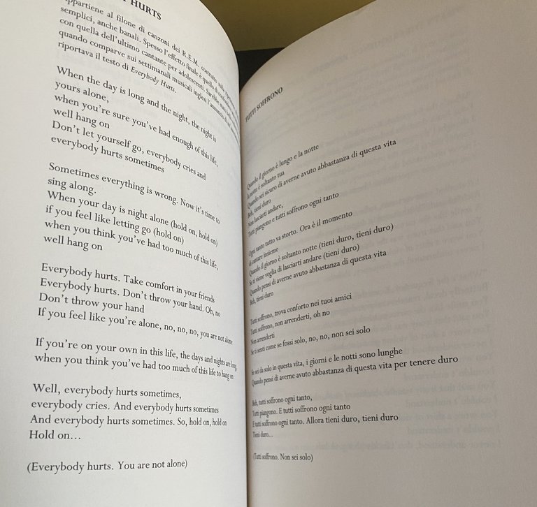 R.E.M. VECCHIE STORIE, NUOVE AVVENTURE