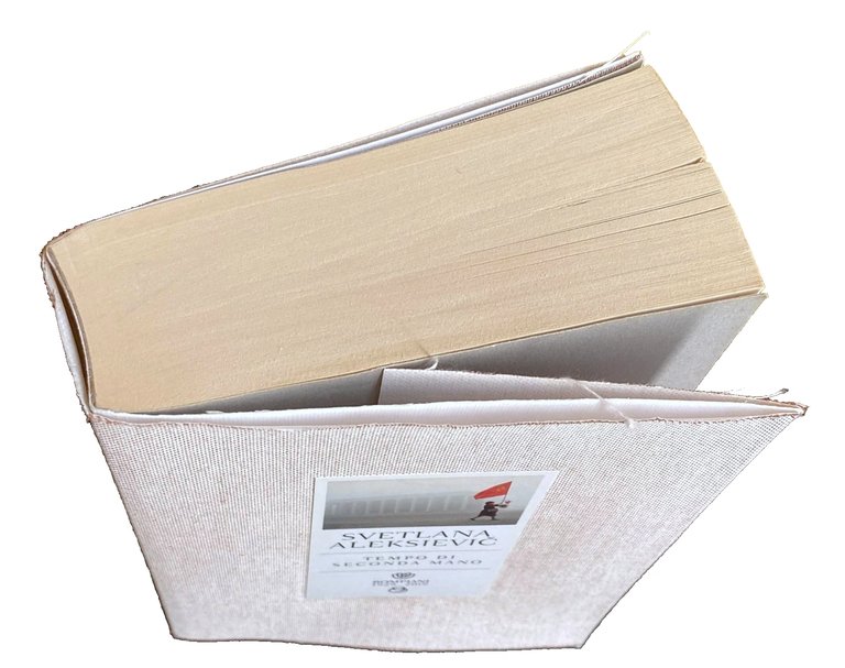 TEMPO DI SECONDA MANO. LA VITA IN RUSSIA DOPO IL …