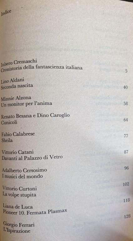 UNIVERSO E DINTORNI: 29 AUTORI ITALIANI DI FANTASCIENZA