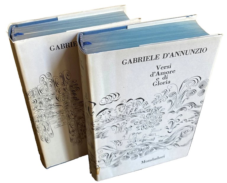 VERSI D'AMORE E DI GLORIA. Volume 1: PRIMO VERE; CANTO NOVO; INTERMEZZO; ELEGIE ROMANE; L'ISOTTÈO; LA CHIMERA; POEMA PARADISIACO; ODI NAVALI; APPENDICI I-II-III. Volume 2: LAUDI; DEL CIELO, DEL MARE, DELLA TERRA E DEGLI EROI. Con un avvertimento di Ugo Ojetti