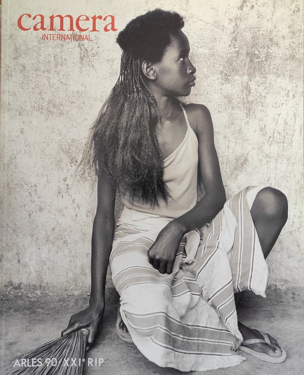 CAMERA INTERNATIONAL. ARLES 90