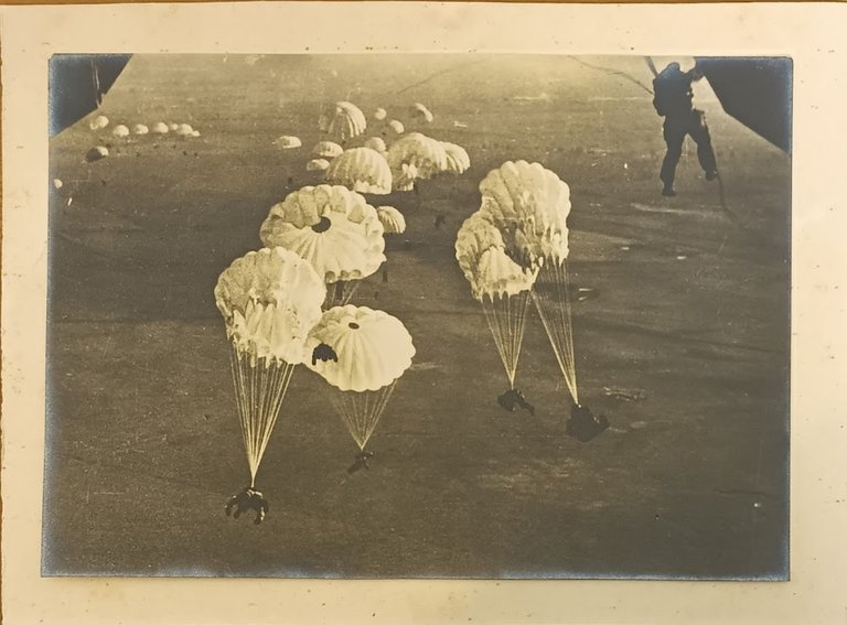 FOTO DI PARACADUTISMO