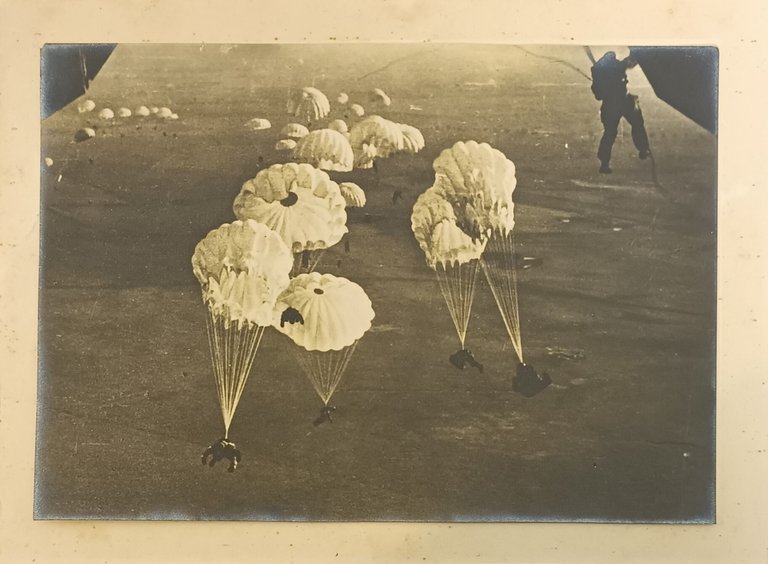 FOTO DI PARACADUTISMO