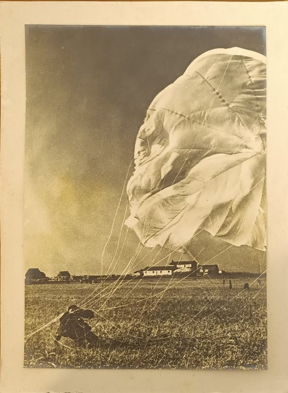 FOTO DI PARACADUTISMO