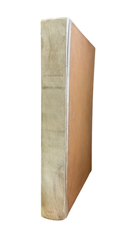 HIEROGLYPHICA, SEU DE SACRIS AEGYPTIORUM, ALIARUMQUE GENTIUM LITERIS COMMENTARII